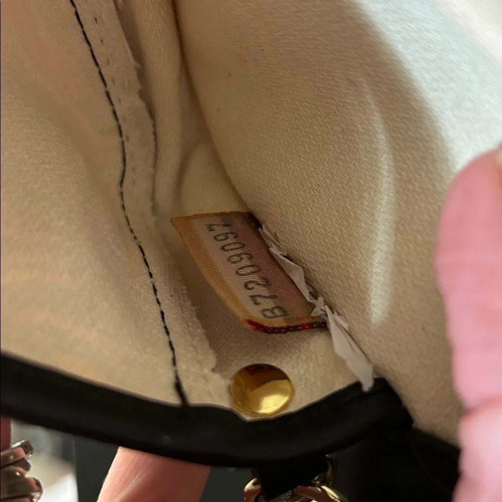 SOLD Dooney and Bourke Vintage Scribble Graffiti Wristlet - Made in the USA - Picture 11 of 16